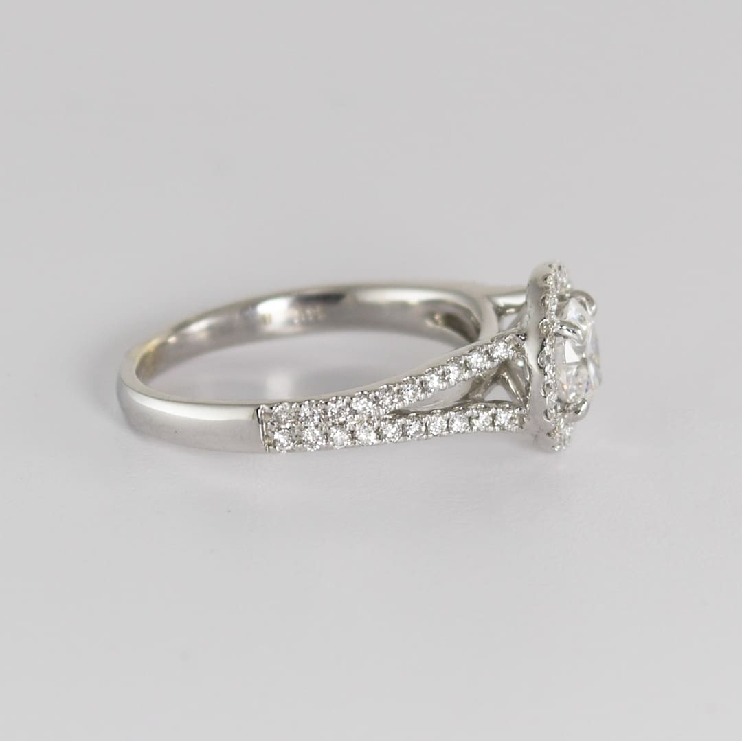 14K White Gold GIA Certified Diamond Halo Ring 0.97ct - Image 3