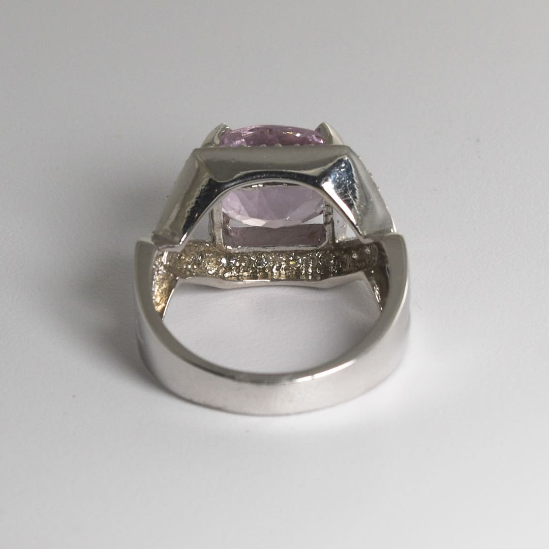 18k White Gold Designer Style Kunzite & Diamond Ring 6.50tcw- Size 8 - Image 4
