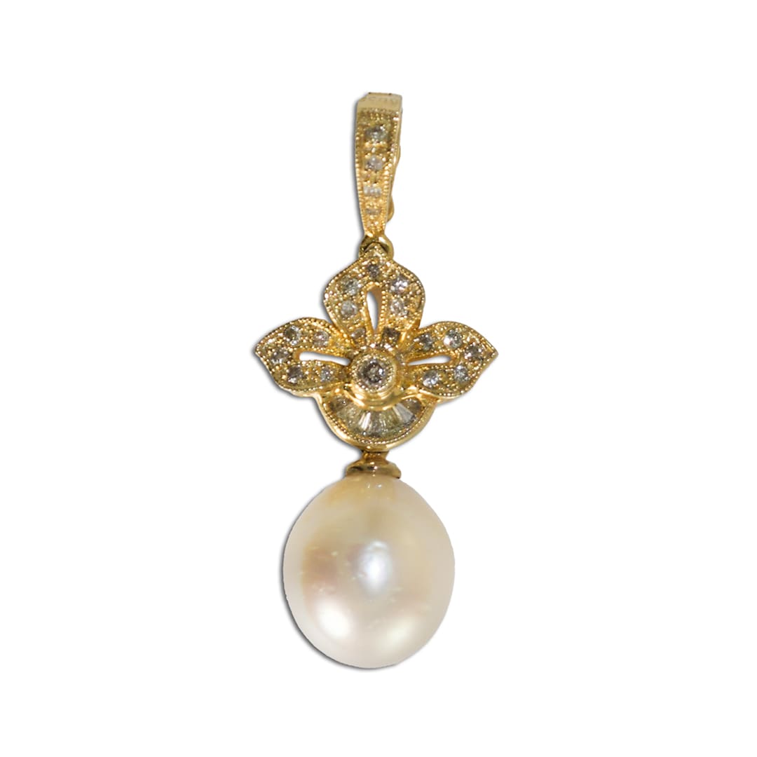 Pearl and Diamond Pendant