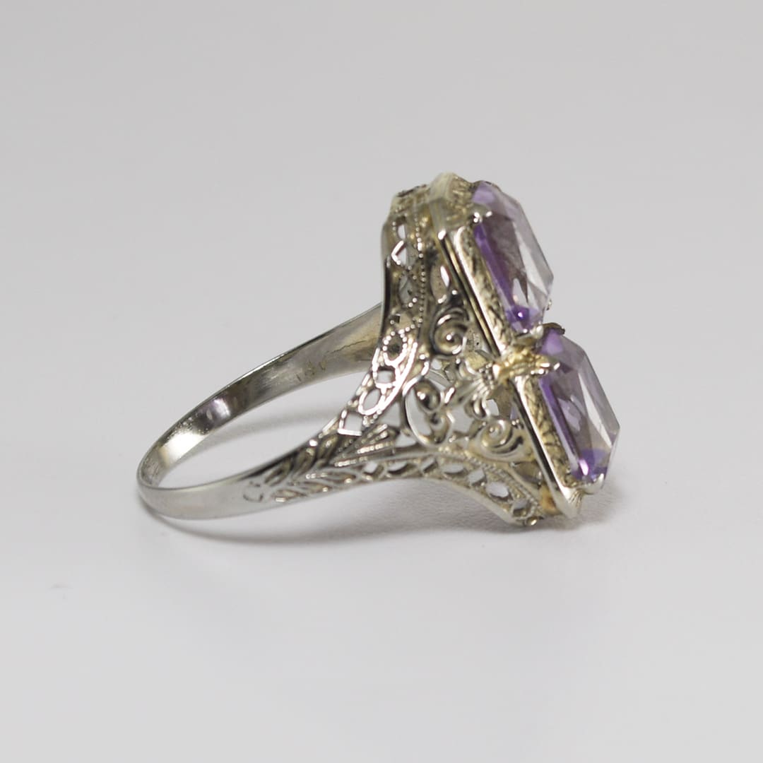 18K White Gold Art Deco Amethyst Ring - Image 3