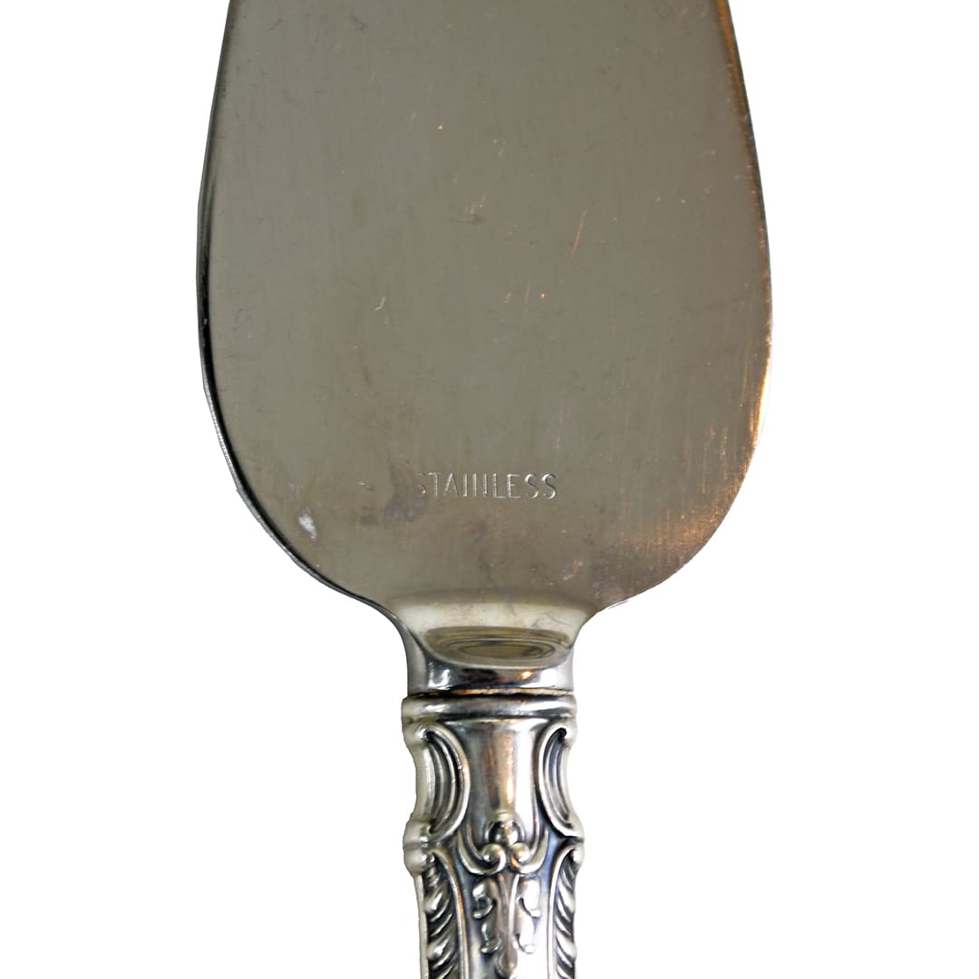 English Gadroon by Gorham Sterling Handle Cheese Server - Image 3