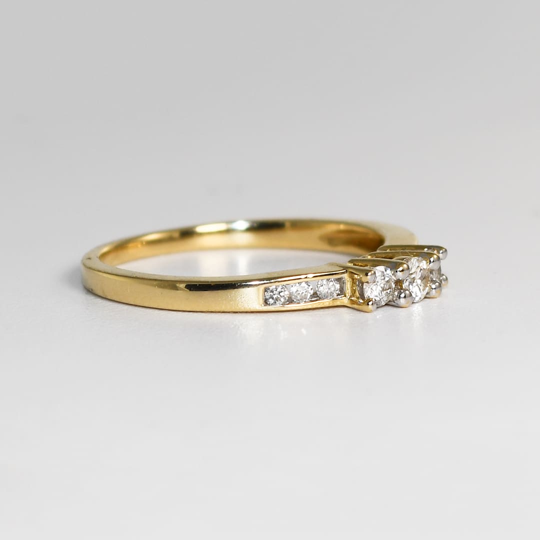 14K Yellow Gold Three-Stone Diamond Engagement Ring 0.30ct - Image 2