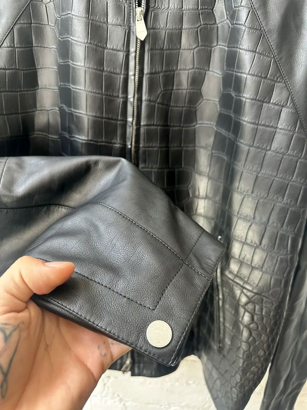 HERMES 1/1 CROCODILE/LEATHER JACKET: BLACK - Tangible Investments