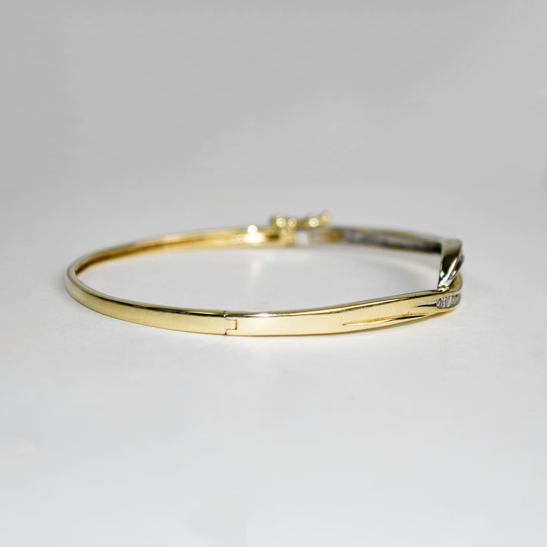 10K Two-Tone Diamond Bangle Bracelet 0.25ct - Image 2