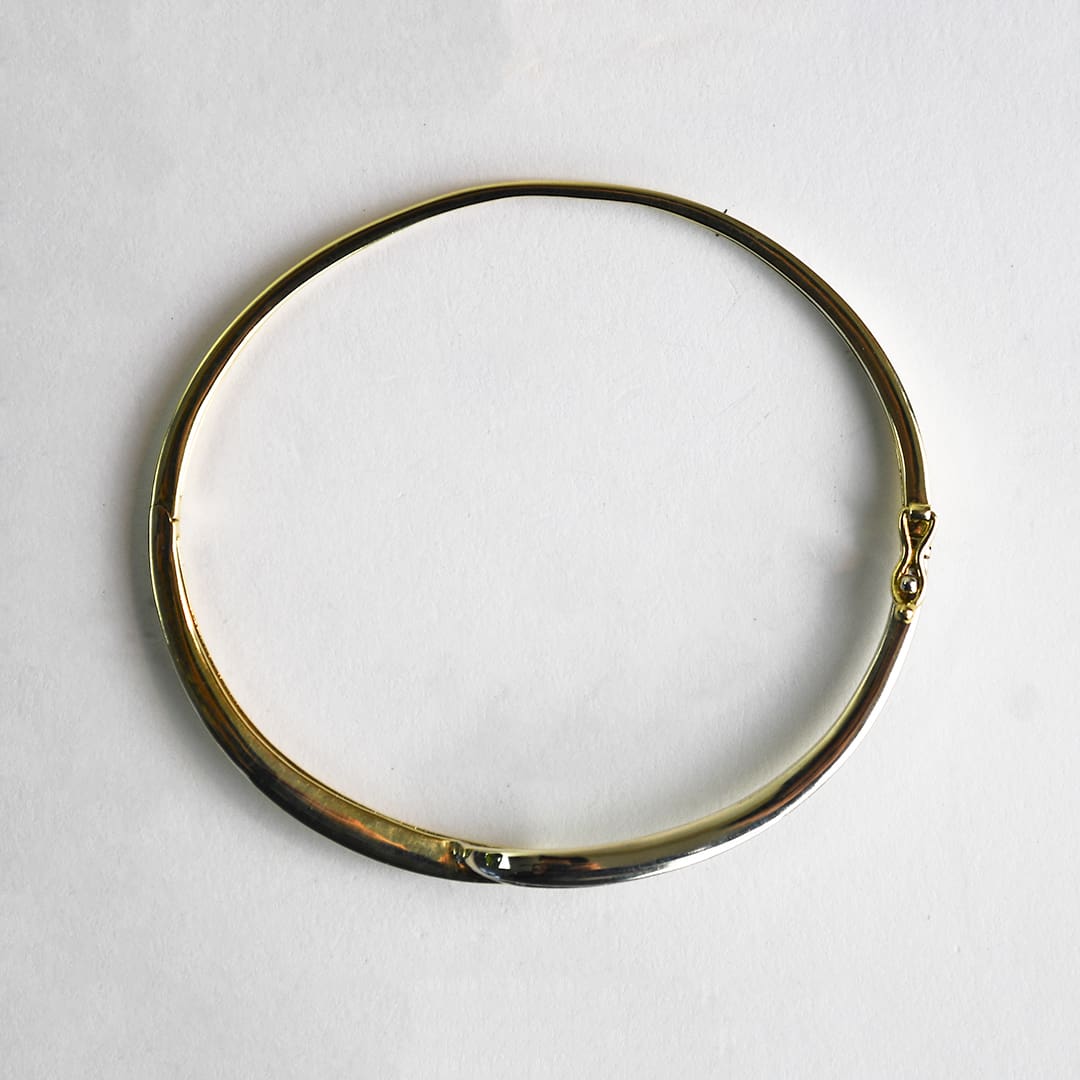 10K Two-Tone Diamond Bangle Bracelet 0.25ct - Image 6