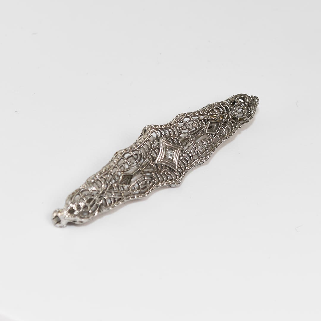 Platinum Art Deco Filigree Pin with Diamond & Blue Spinel - Image 2