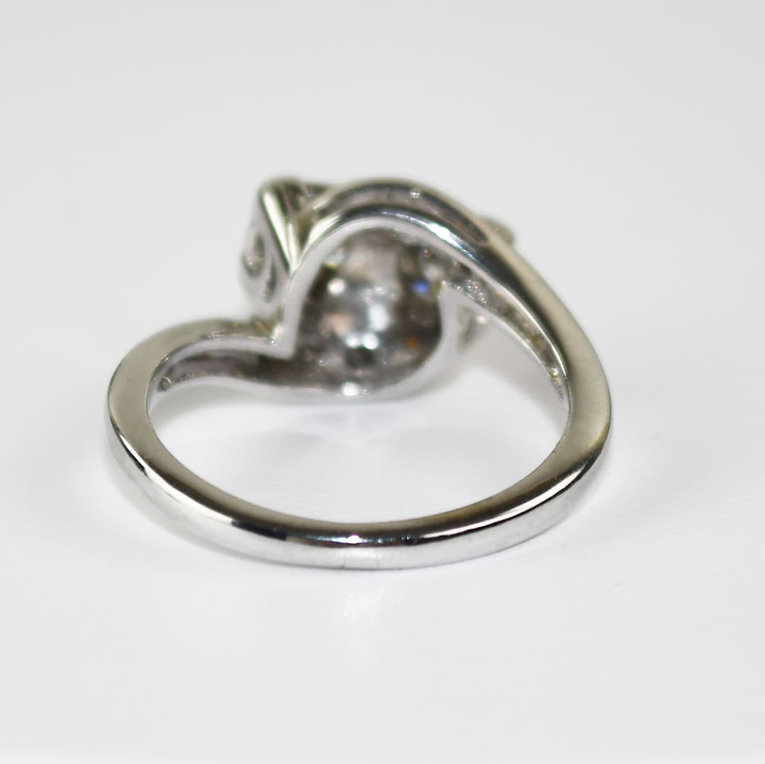 13K White Gold Vintage Diamond Ring 0.70ct - Image 4