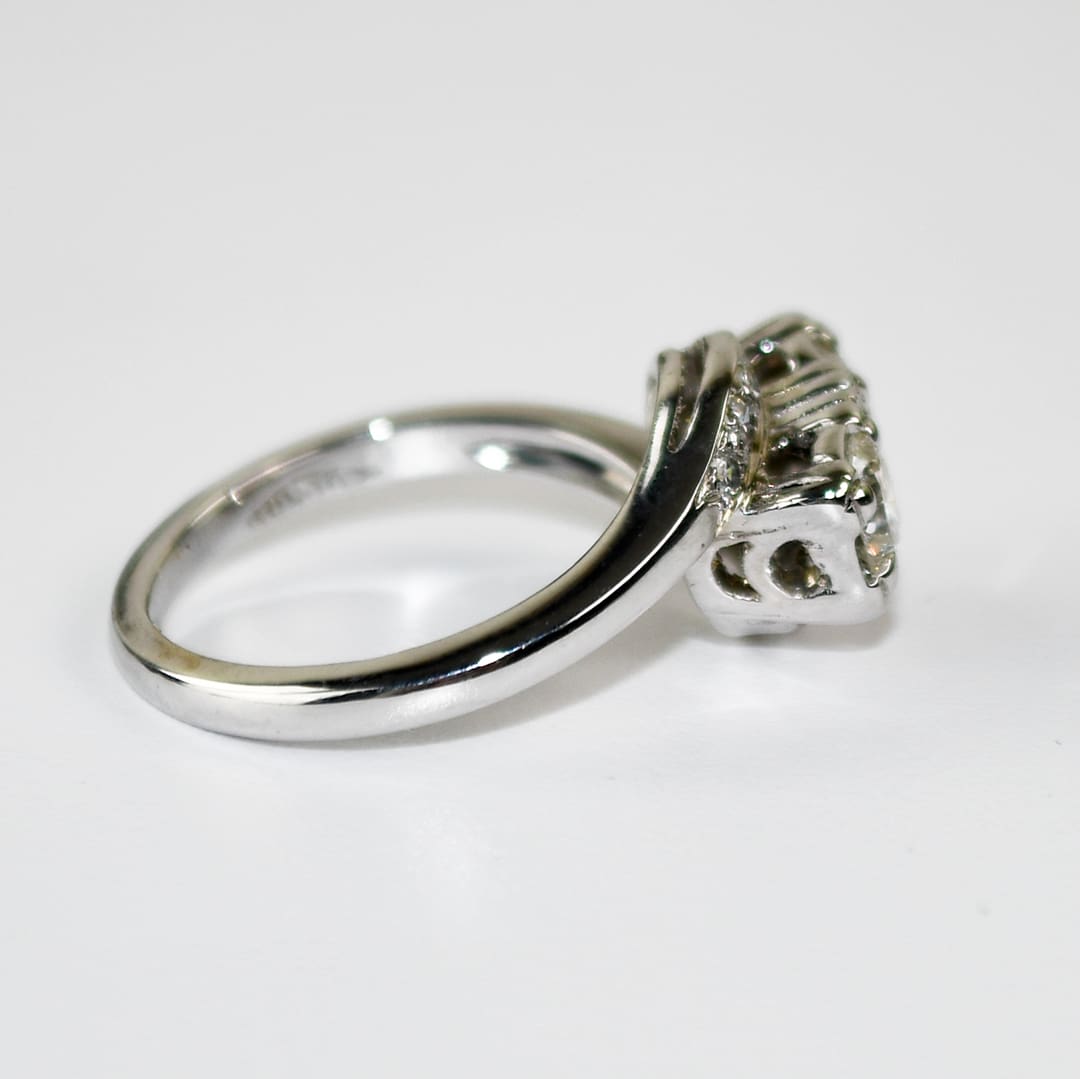 13K White Gold Vintage Diamond Ring 0.70ct - Image 3