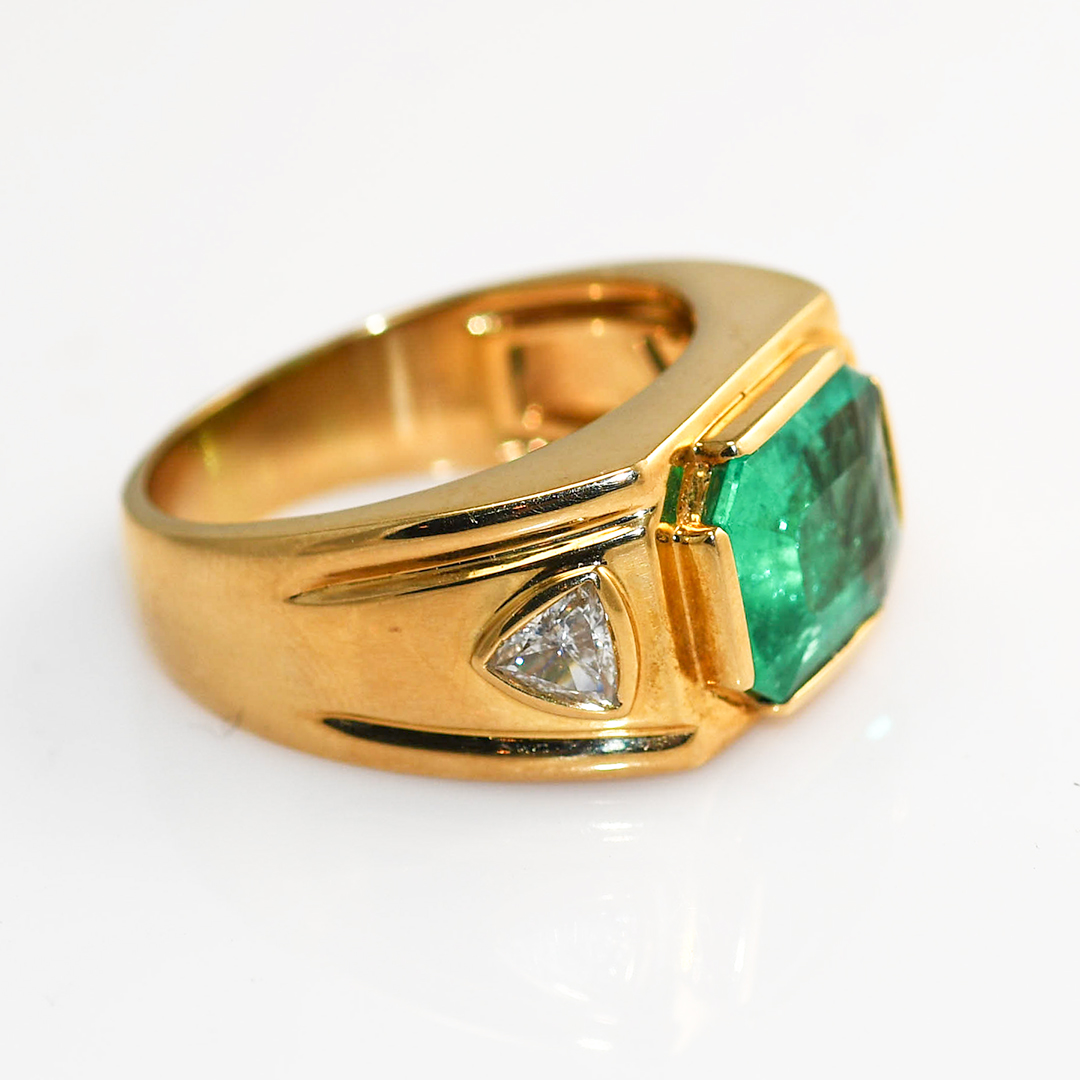18K Yellow Gold Emerald & Diamond Ring 16.3g - Image 5