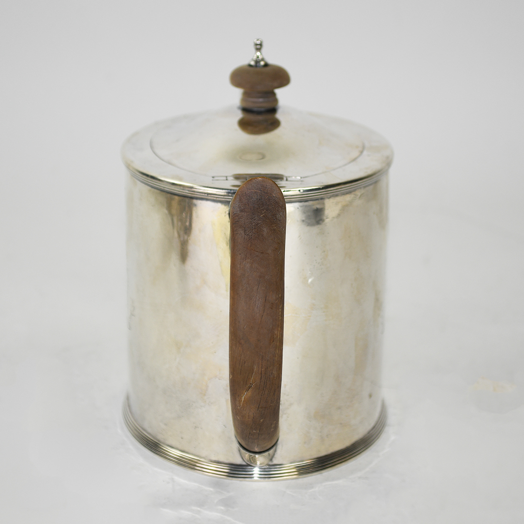 A Robert Sharp Sterling Silver Teapot 20.78ozt - Image 4