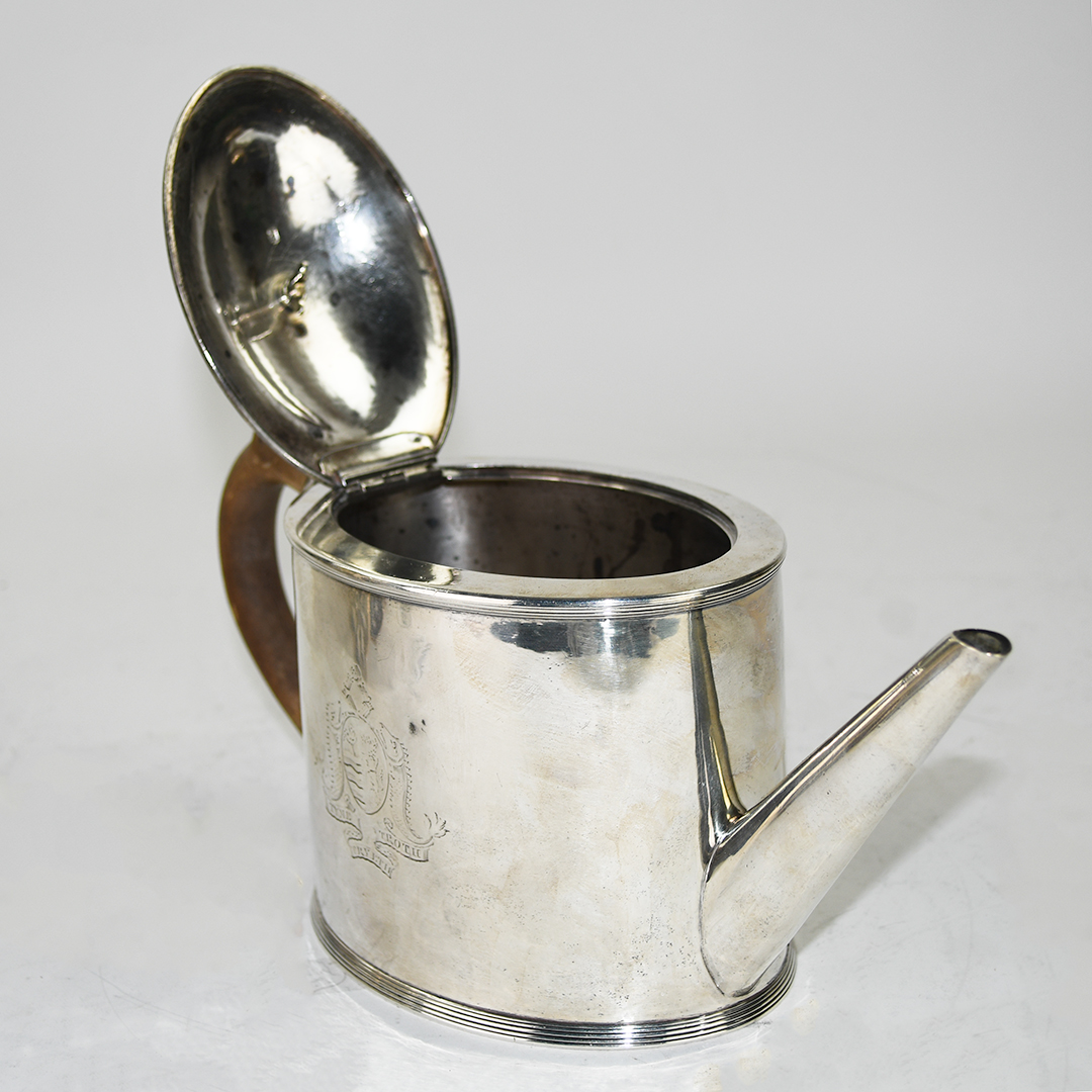 A Robert Sharp Sterling Silver Teapot 20.78ozt - Image 8