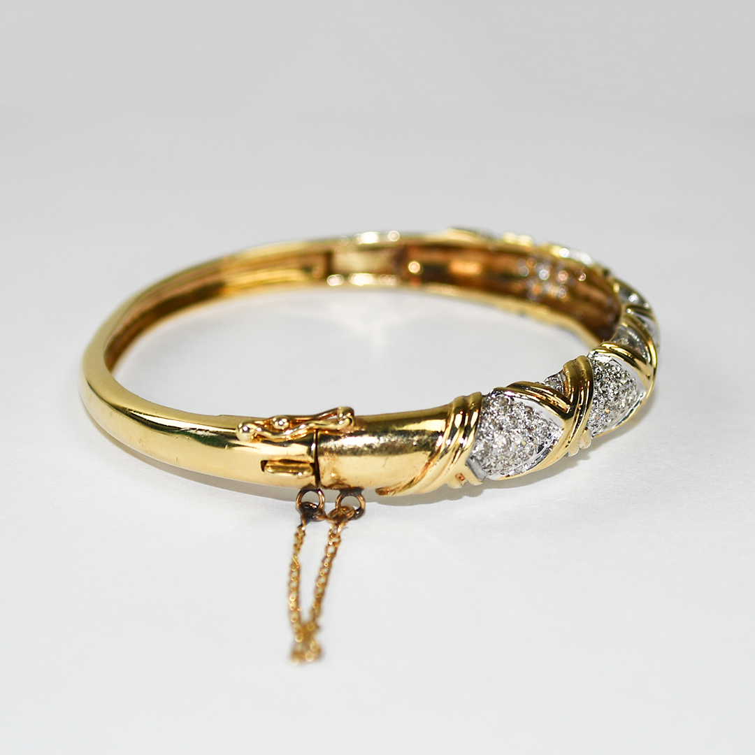 14K Yellow Gold Diamond Bangle 1.50ct - Image 2