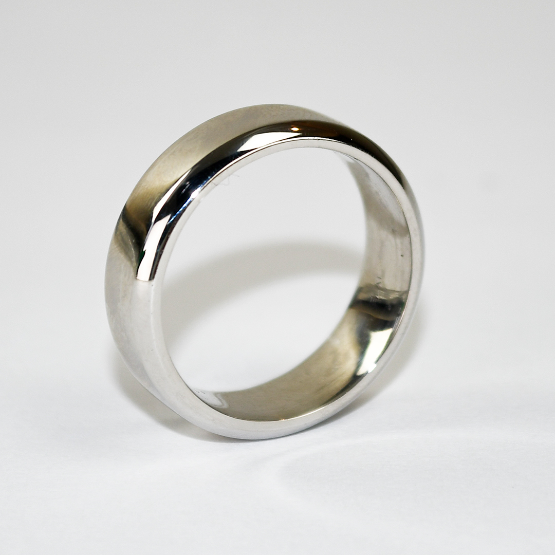 Platinum Wedding Band 16.1g - Image 2