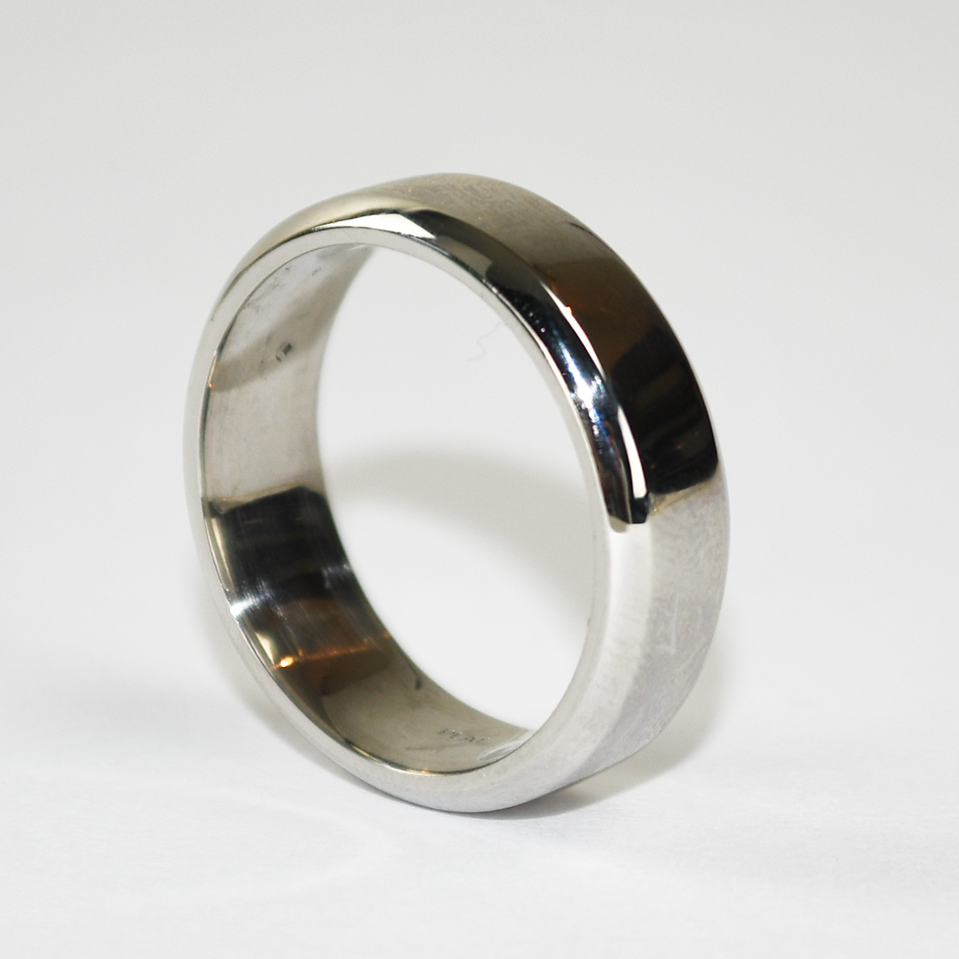 Platinum Wedding Band 16.1g - Image 3