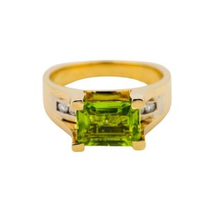 14k-yellow-gold-custom-ladies-peridot-and-diamond-ring