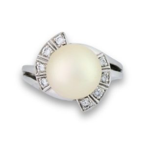 Ladies Vintage Pearl & Diamond Ring in 14K White Gold
