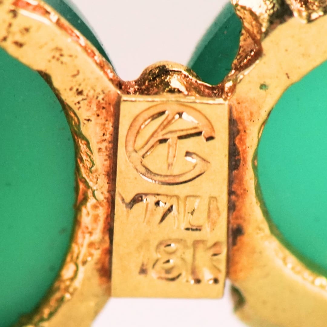 18K Yellow Gold Chrysoprase Cat Brooch Green Chalcedony