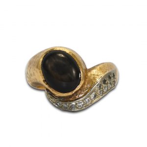 Black Star Sapphire & Diamond Ring in 14K Yellow Gold