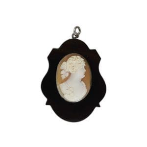 Agate Framed Shell Cameo Pendant