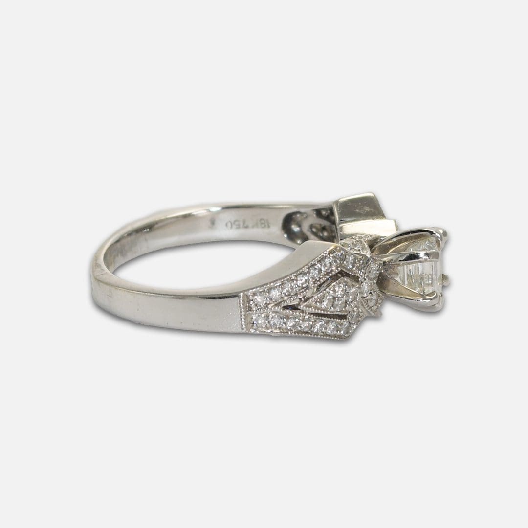 18k White Gold Emerald Cut Diamond Ring 1.00 ct - Image 3