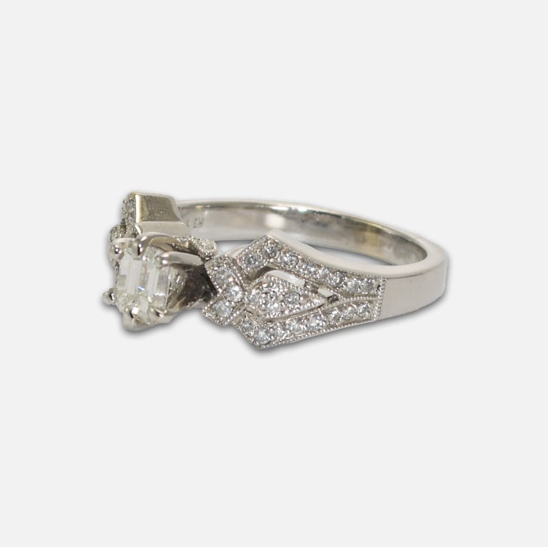 18k White Gold Emerald Cut Diamond Ring 1.00 ct - Image 6