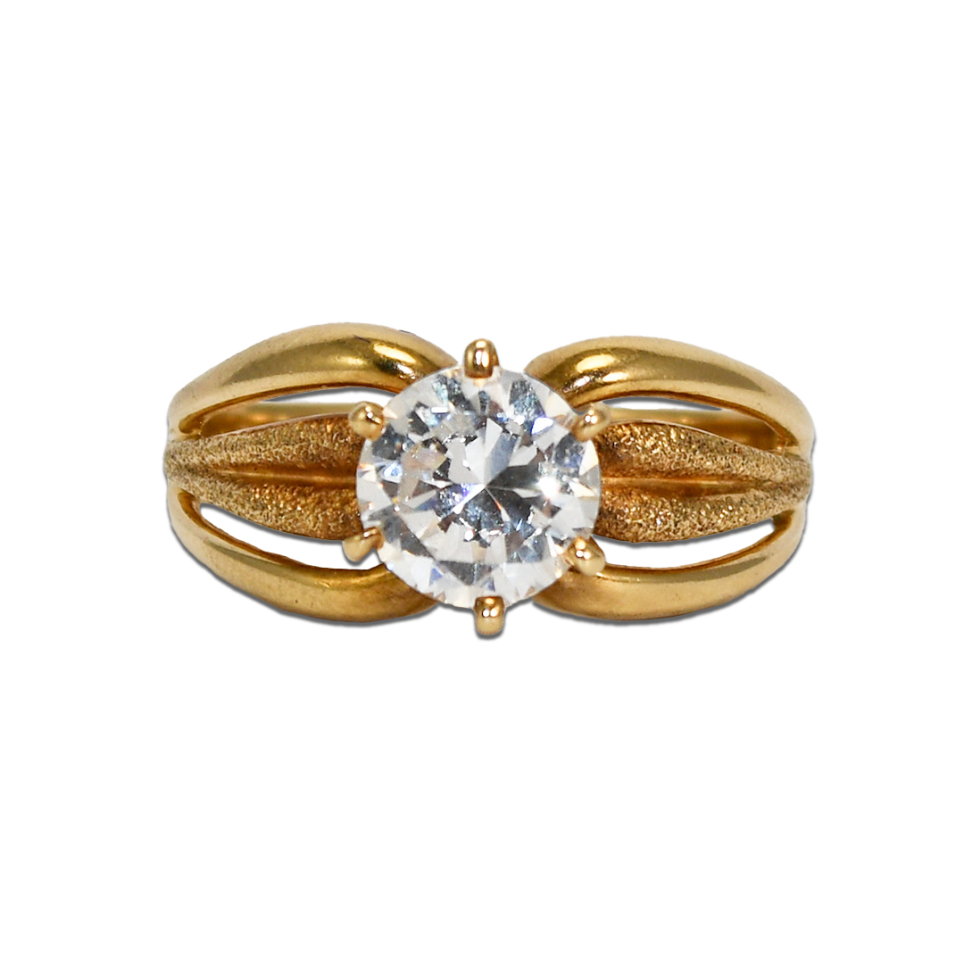 14k Yellow Gold Cubic Zirconia Ring 7mm - Size 7.25 - Tangible Investments