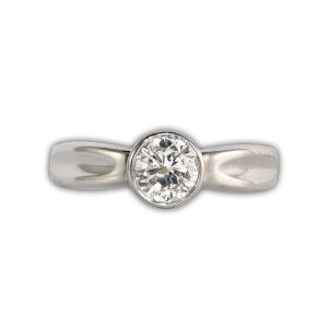 Round Brilliant Diamond Ring in 14K White Gold
