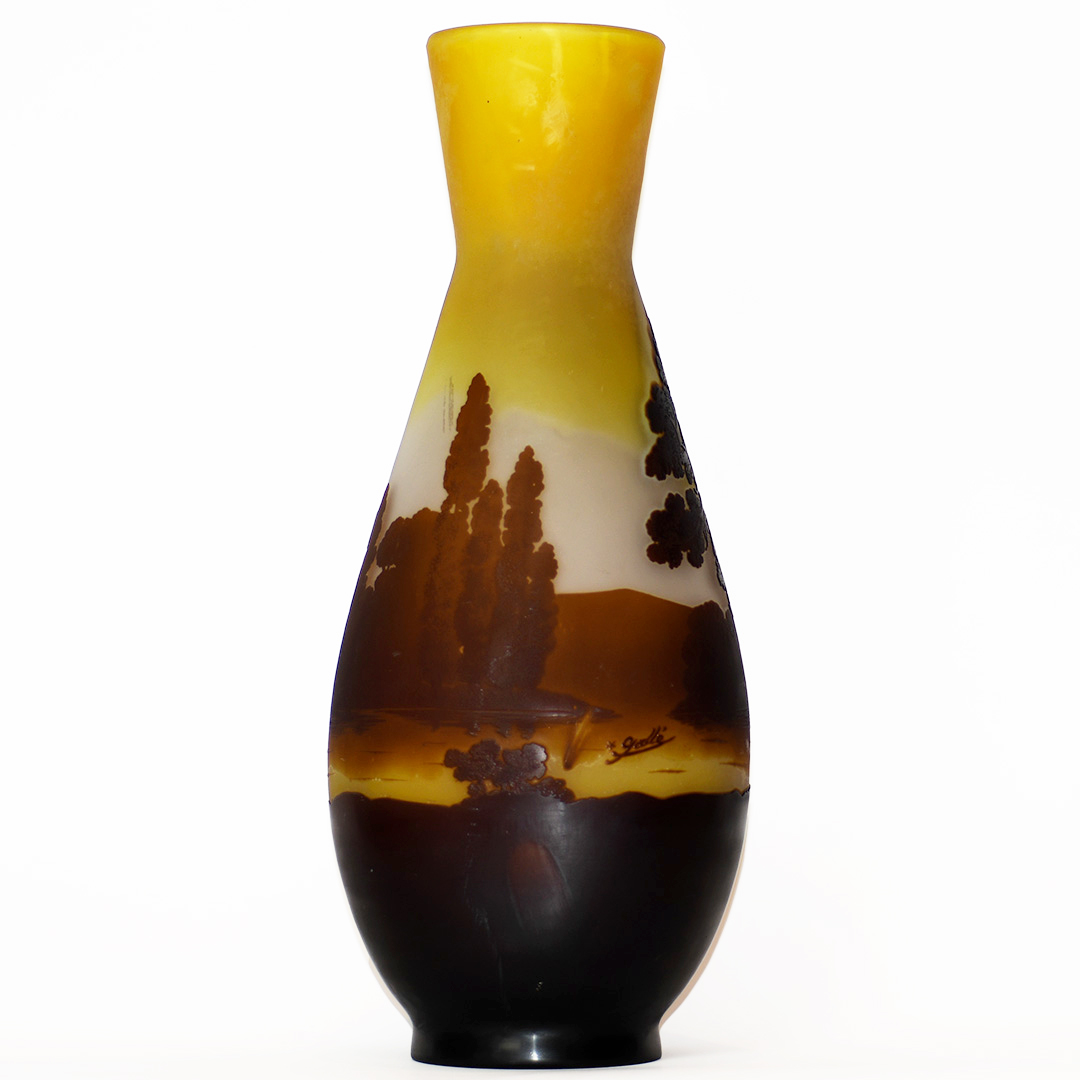 Galle Cameo Glass Landscape Vase - Image 3