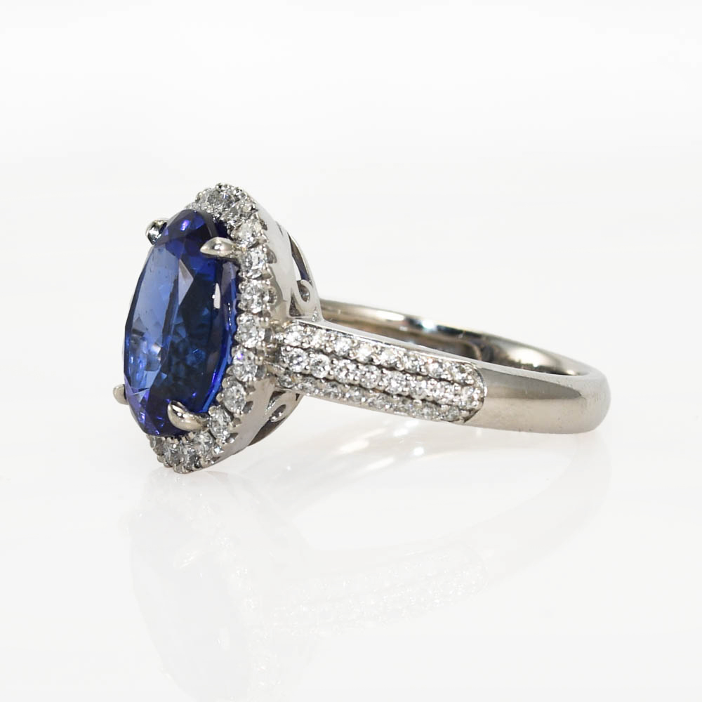 Platinum Diamond Ring w Tanzanite 4.00ct, .50tdw - Image 5