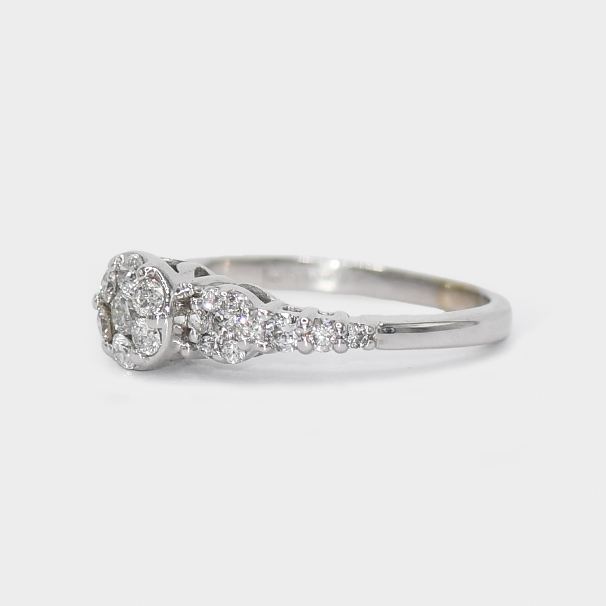 14K White Gold Diamond Cluster Ring 0.40ct - Image 6