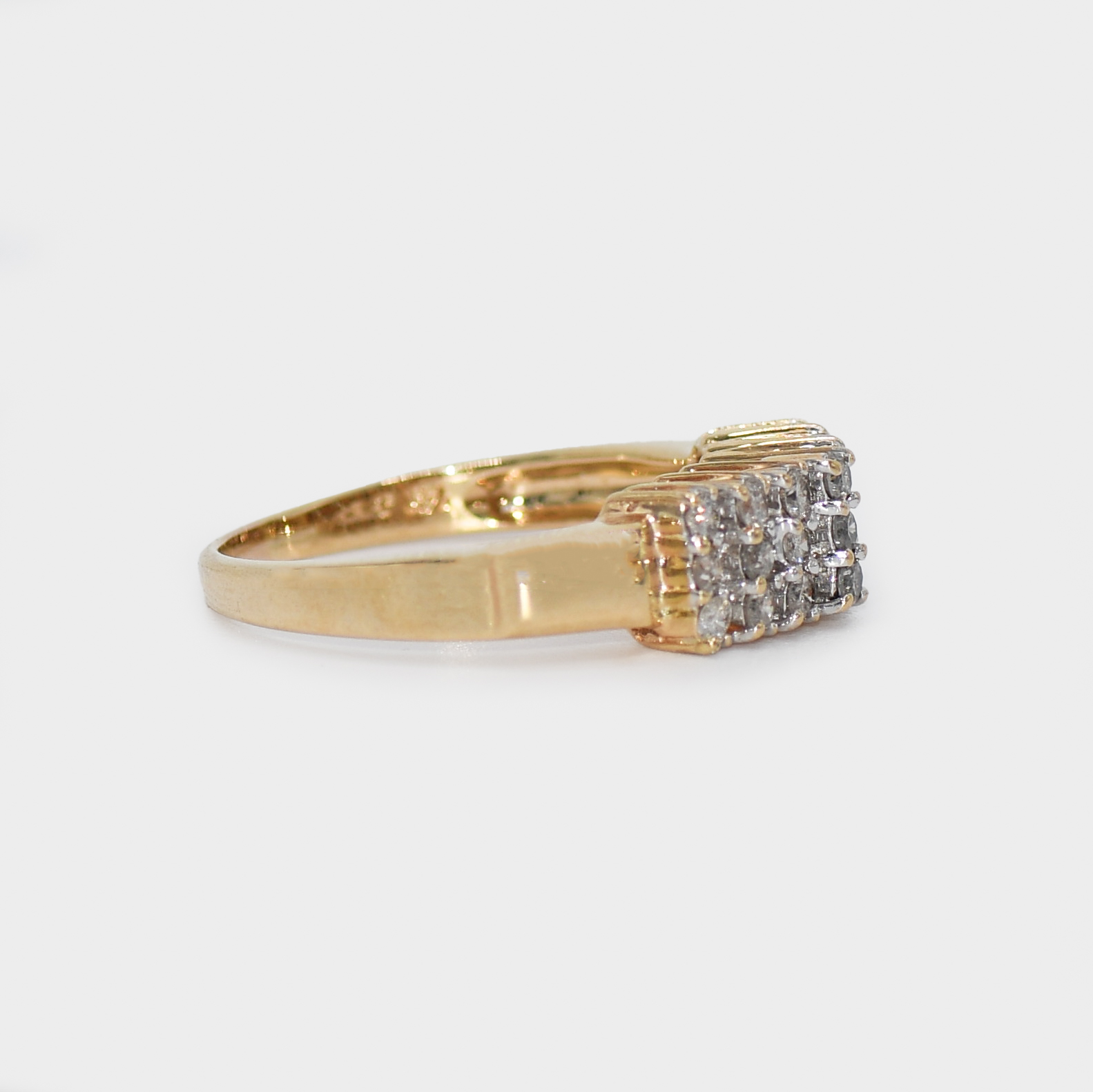 14k Yellow Gold Diamond Cluster Ring .35tdw, 4.4gr - Image 3