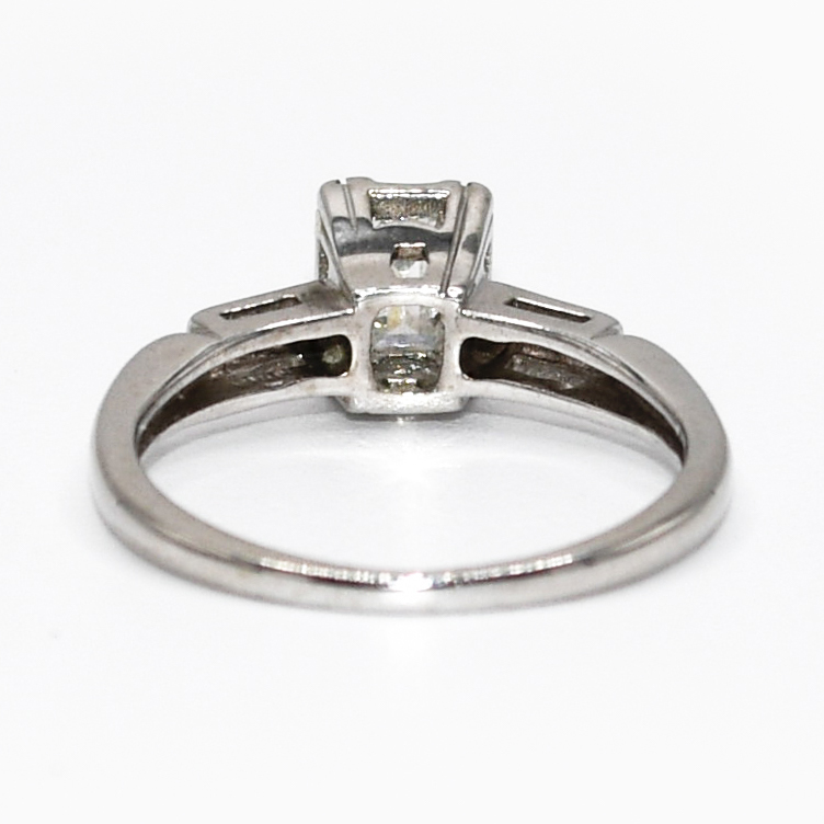 14K White Gold Emerald Cut Diamond Ring, 2.3g - Image 4