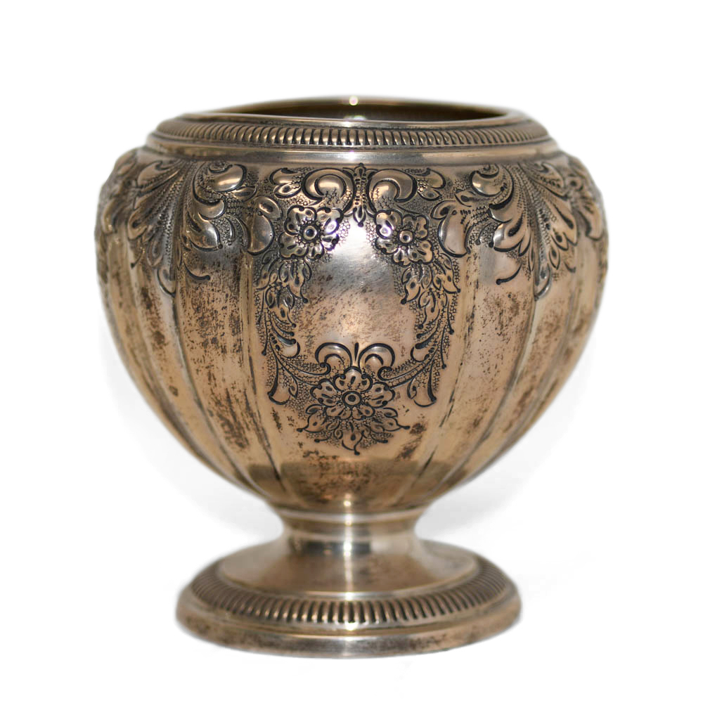 Sterling Silver Hand Chased Frank M Whiting Footed Bowl, 8.44ozt
