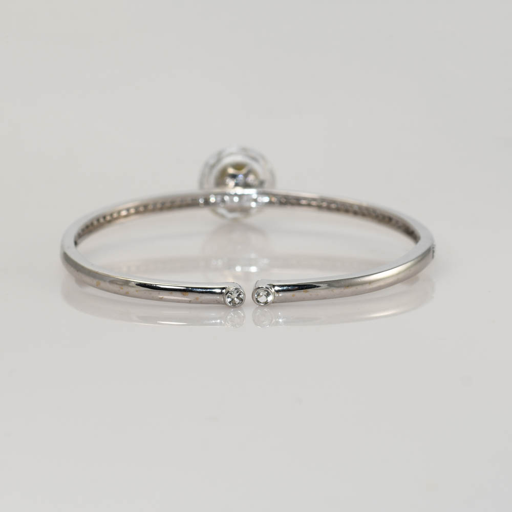 18K White Gold Diamond Bangle Bracelet, 1.00ct TDW, 14.4gr - Image 4