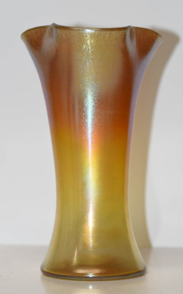 Steuben Gold Aurene Widebase Glass Vase - Image 3