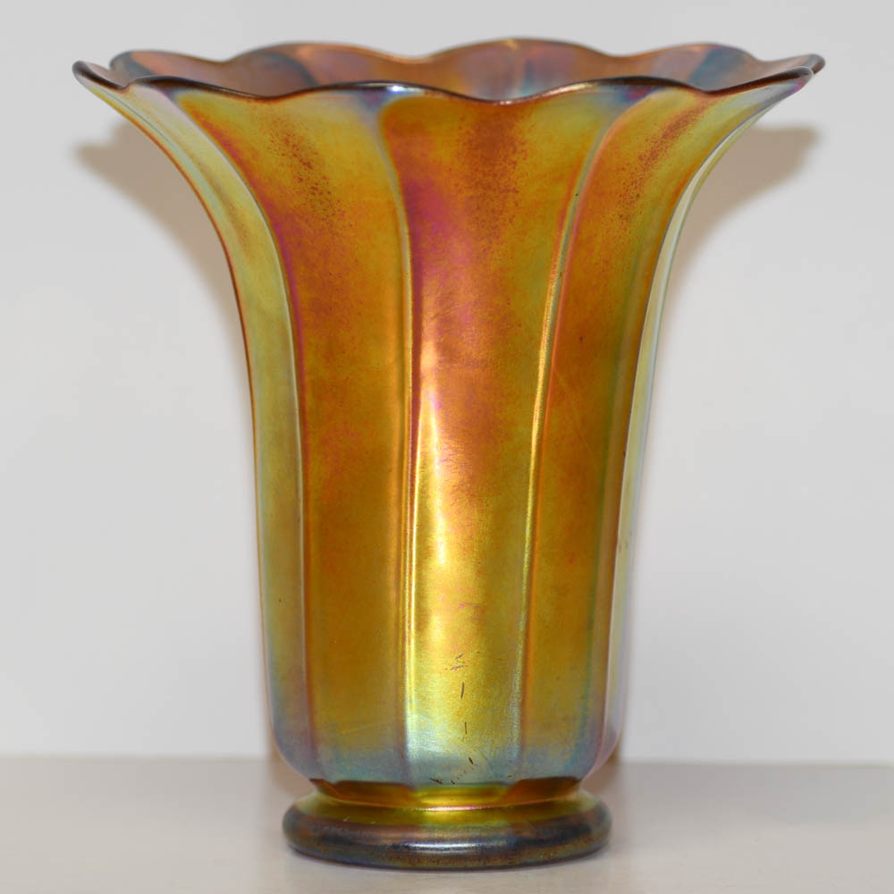 Steuben Gold Aurene Glass Shade Vase - Image 3