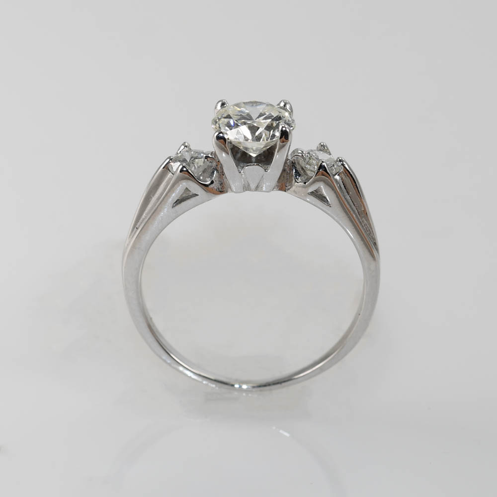 14K White Gold Diamond Ring .75ct CTR 2.2g - Image 7