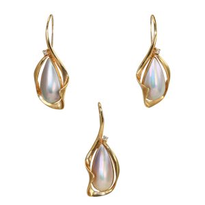 Mother of Pearl & Diamond Dangle Earrings Set