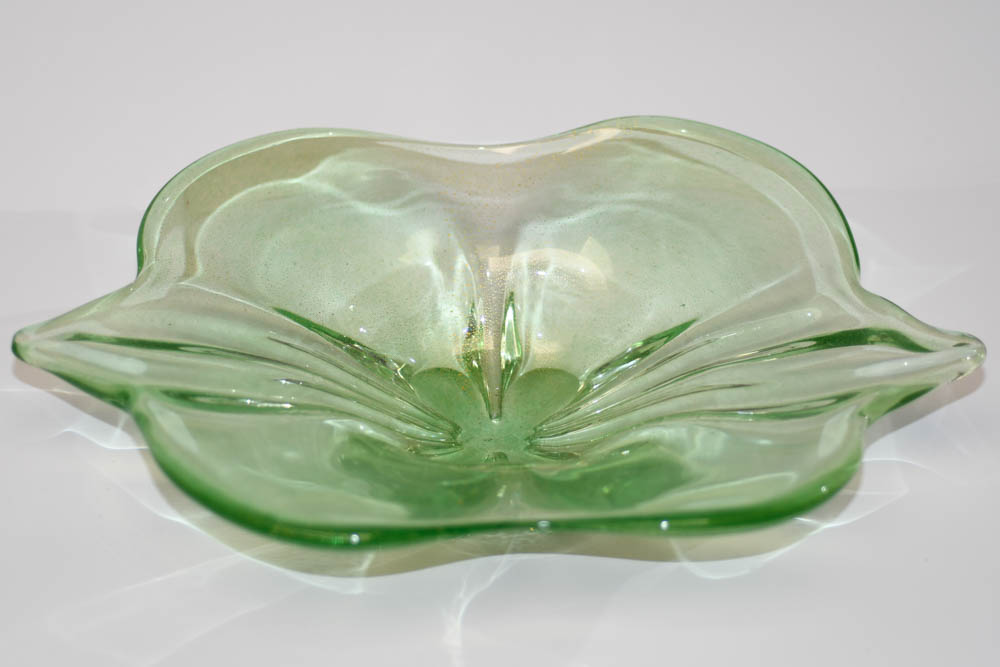 Murano Green Art Glass Candy Bowl circa 1940-1960s - Image 2