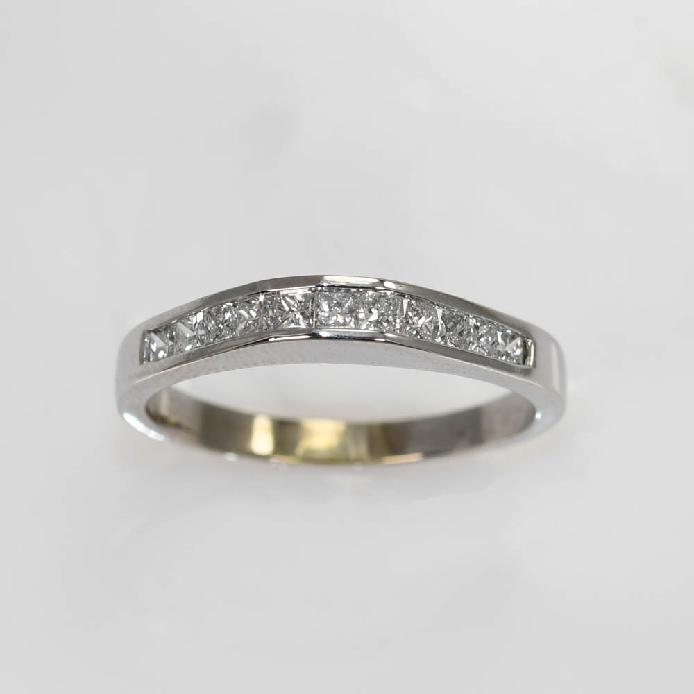 14K White Gold Diamond Band, 2.6gr - Image 5