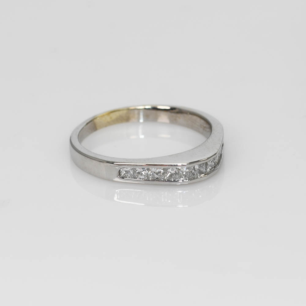 14K White Gold Diamond Band, 2.6gr - Image 4