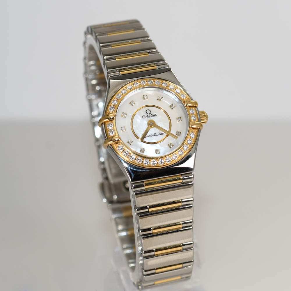 Omega Constellation Diamond Bezel Watch display picture 3