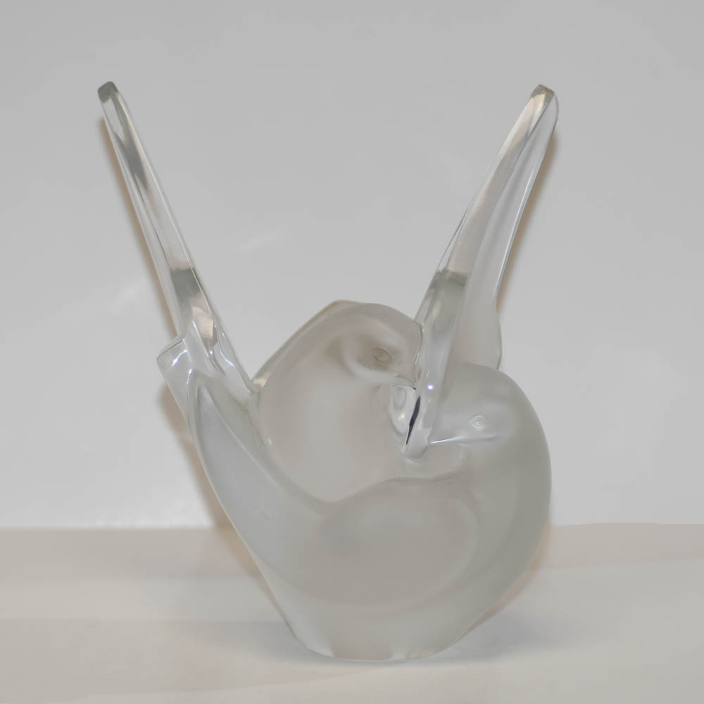 Lalique Dove France Sylvie Intertwined Frosted Glass Vase 8.5 inch - Image 2