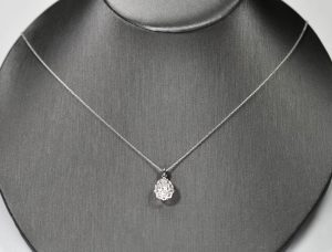 Platinum Diamond Pendant Necklace 1.02ct