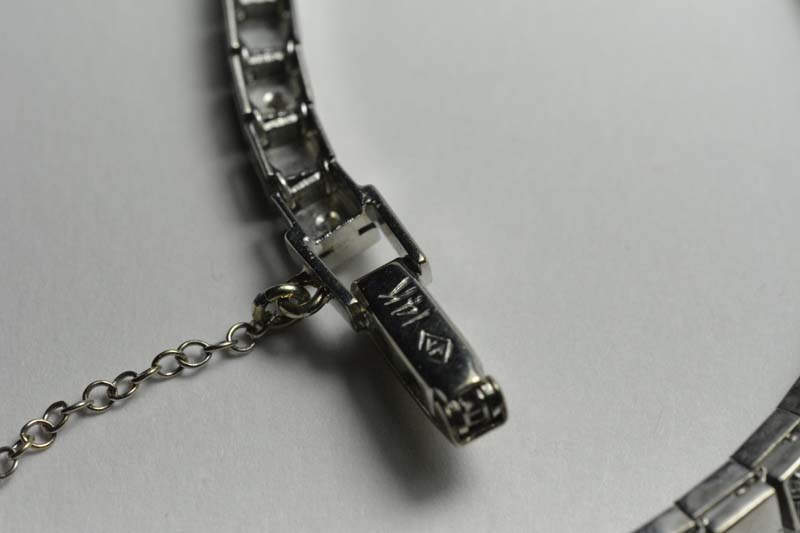 Ladies Vintage Hamilton Platinum & Gold Diamond Wristwatch F-G Color VS Clarity - Image 3