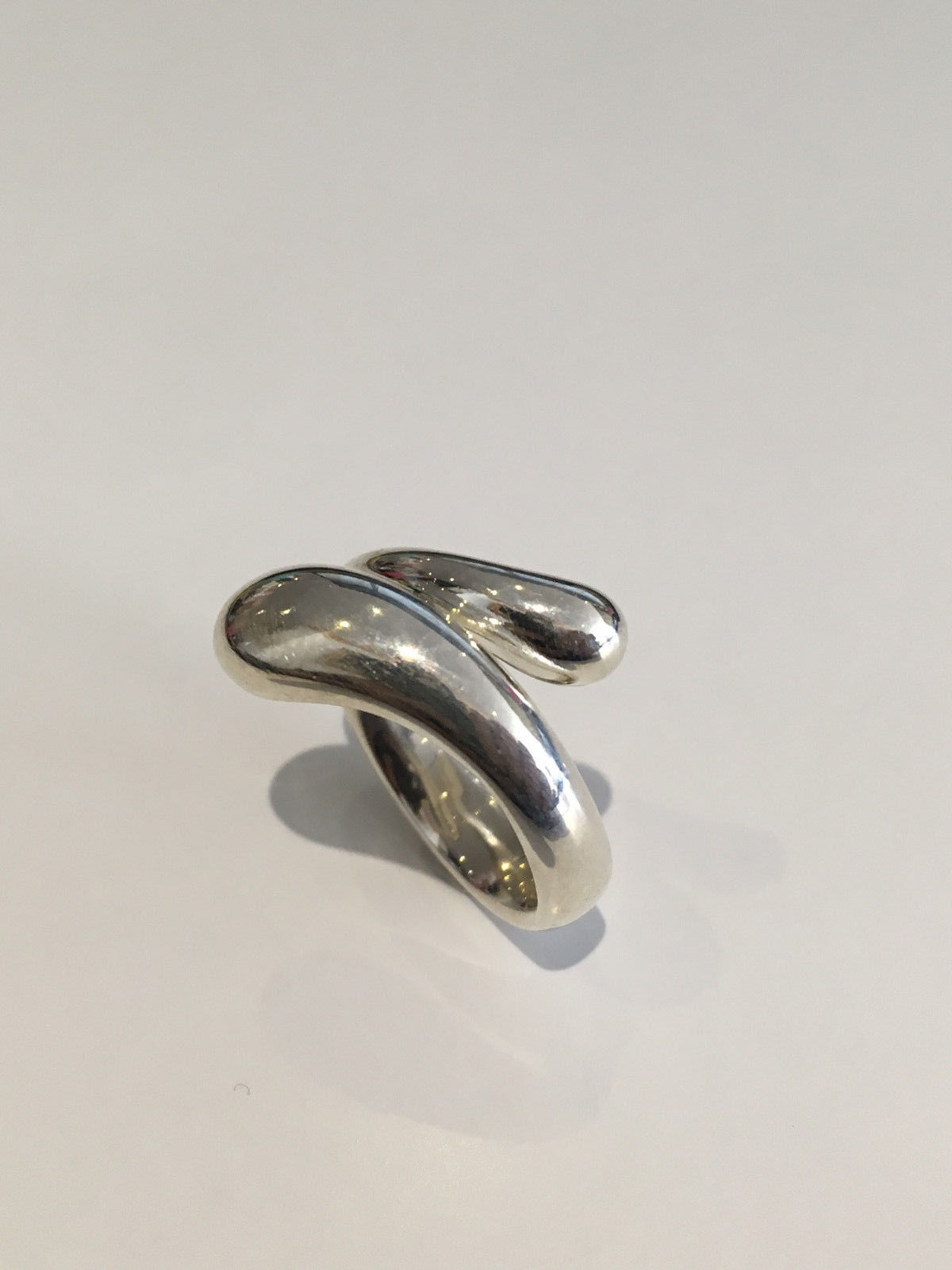 Tiffany & Co. Elsa Peretti Design Sterling Silver Ring- Size 6.5 - Image 12