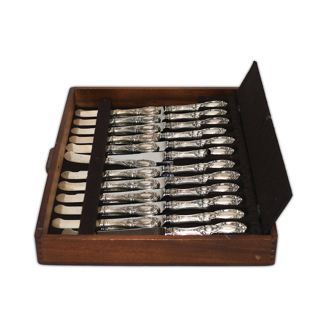 Georgian Rose by Reed and Barton Knives Set - Image 3