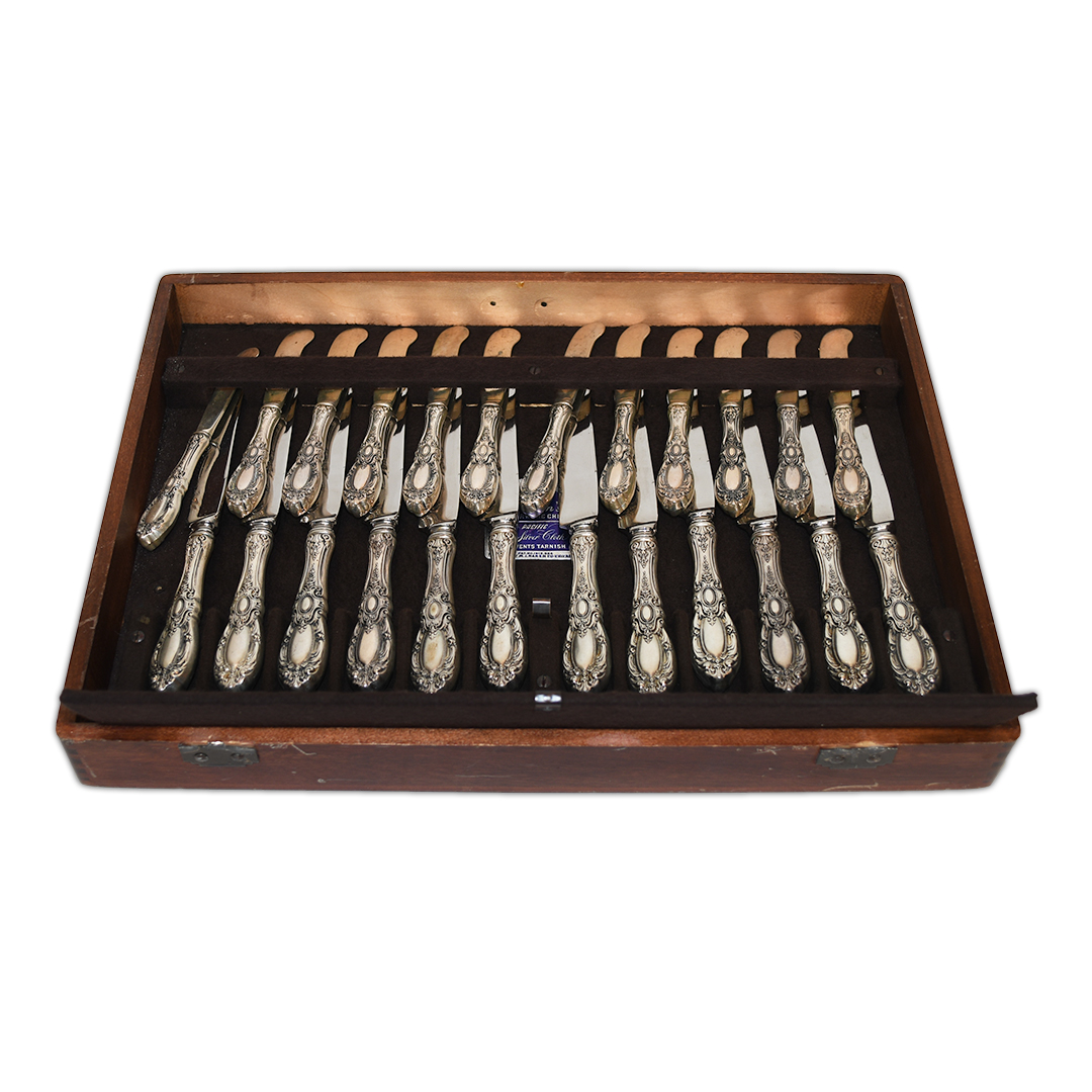 Georgian Rose by Reed and Barton Knives Set - Image 2