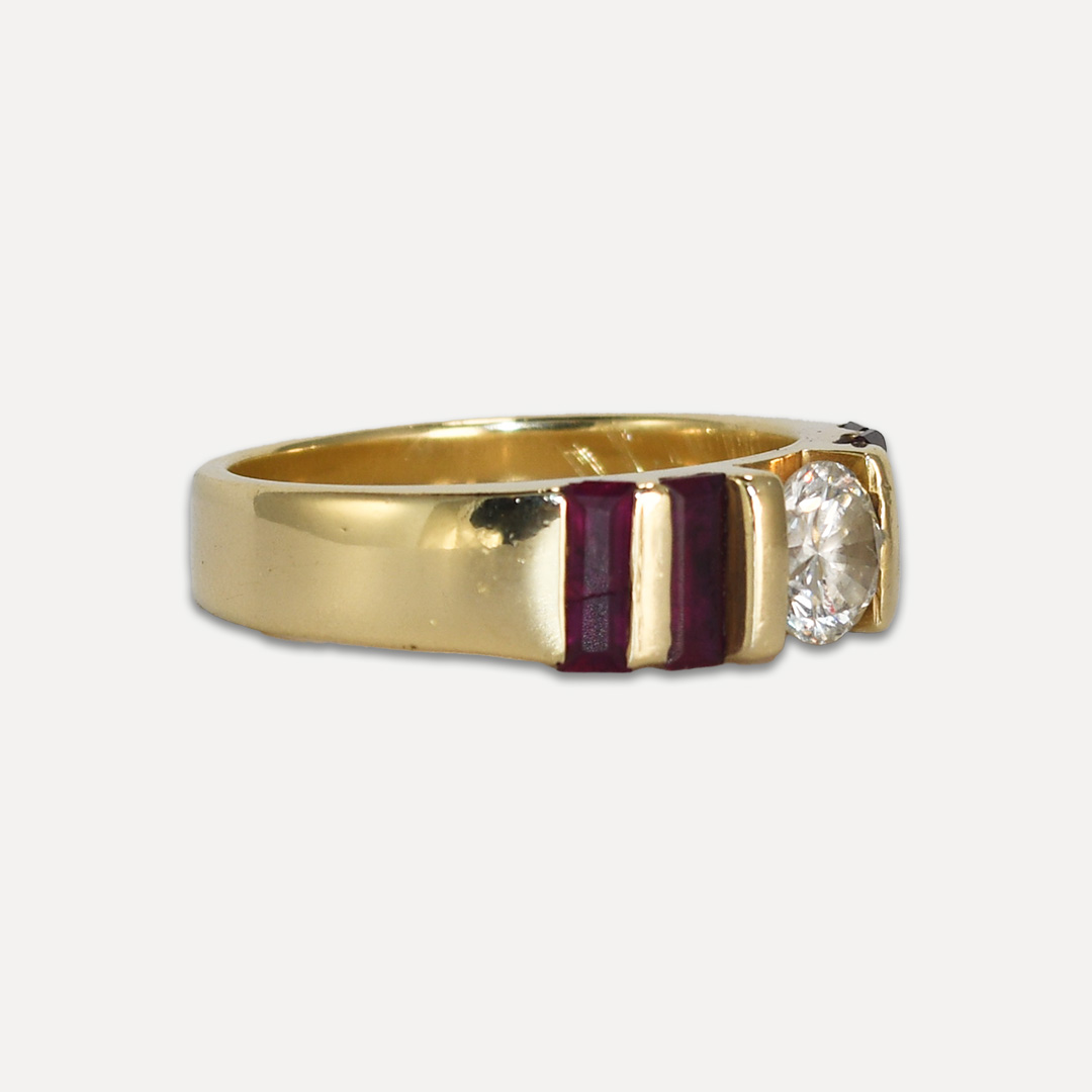14K Yellow Gold Ruby & Diamond Ring 0.90ct - Image 2
