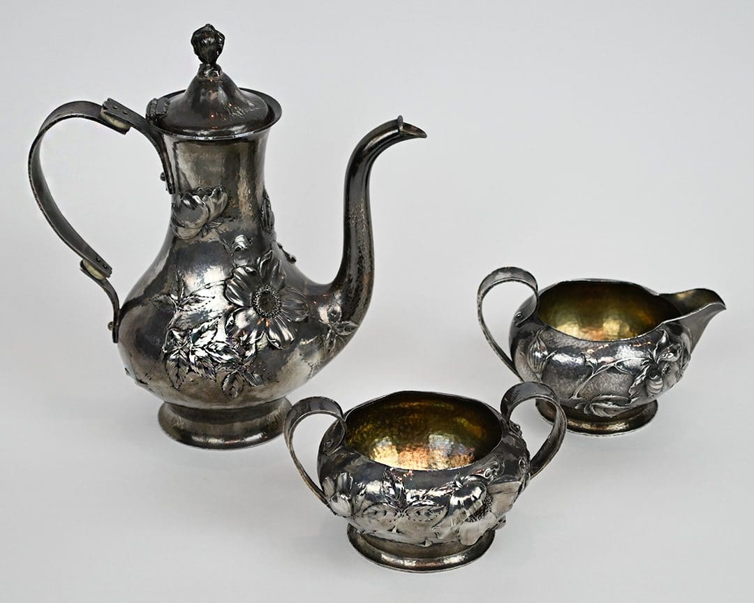 Sterling Three-piece Tea Pot, Creamer & Sugar Bowl, 25.72 ozt - Image 4
